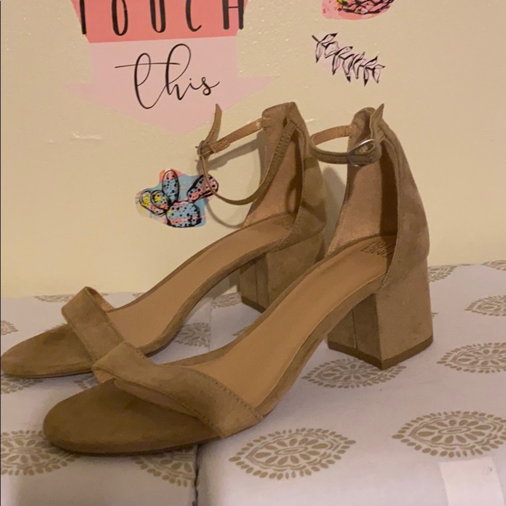Tan heels